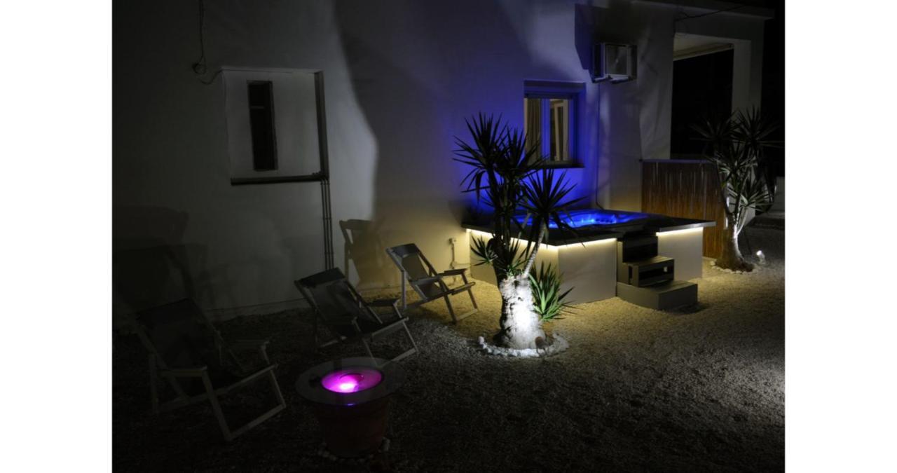 Ferienwohnung Pier's House Jacuzzi Pollonia Exterior foto