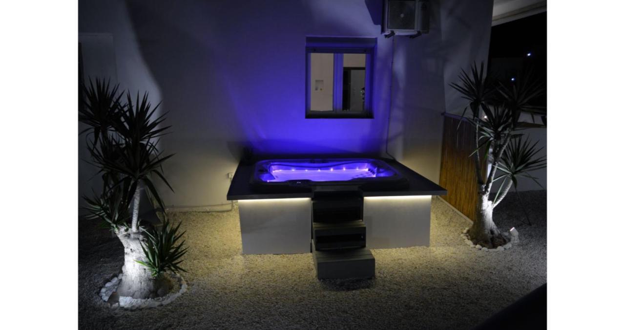 Ferienwohnung Pier's House Jacuzzi Pollonia Exterior foto